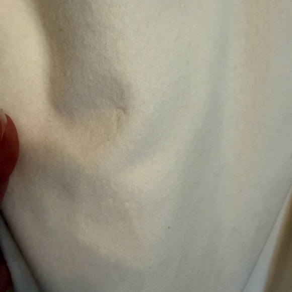 Absolutely Stunning Winter White 100% Wool full length coat with Rabbit collar! - Picture 11 of 17